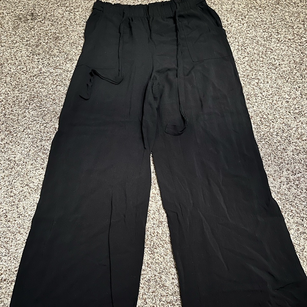 Black flowy pants